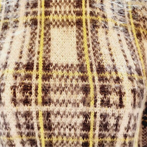 NINE WEST PLAID BLACK YELLOW SWEATER SIZE SMALL - Picture 4 of 8